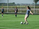 Laatste training S.K.N.W.K. JO11-1JM van seizoen 2022-2023 (partijtje tegen de ouders) (127/221)